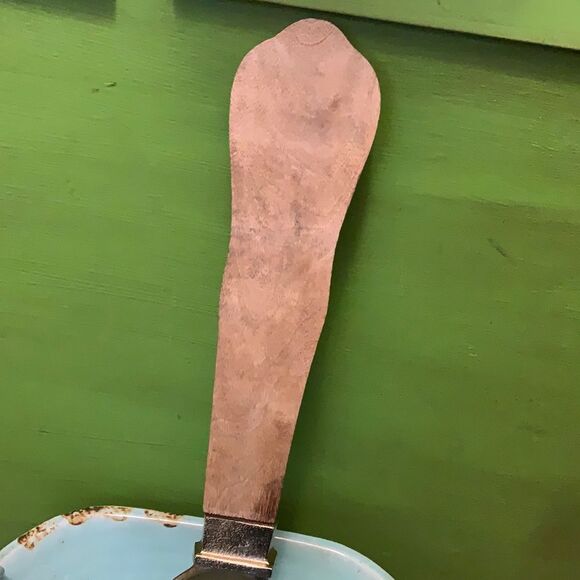 Wooden hanging spoon with gold spoon - Picture 3 of 6